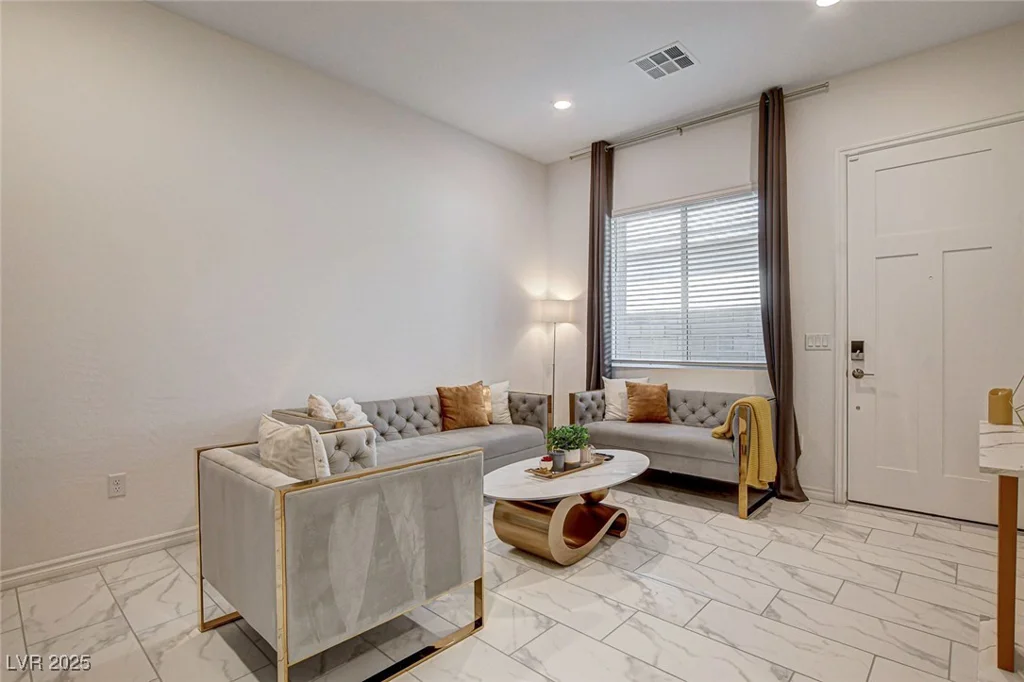 21 Reverie Heights, Henderson, NV 89011