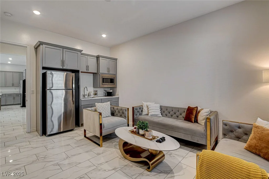 21 Reverie Heights, Henderson, NV 89011