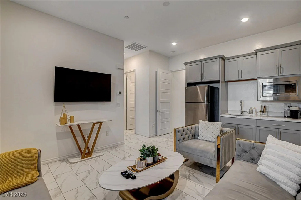 21 Reverie Heights, Henderson, NV 89011