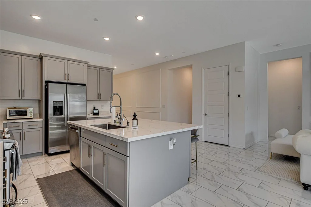 21 Reverie Heights, Henderson, NV 89011