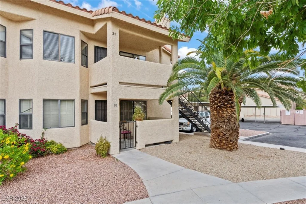1112 Observation, Las Vegas, NV 89128