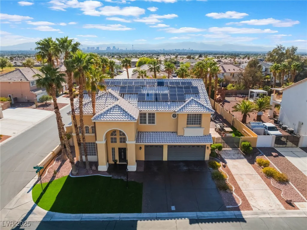 1407 Fields, Las Vegas, NV 89142