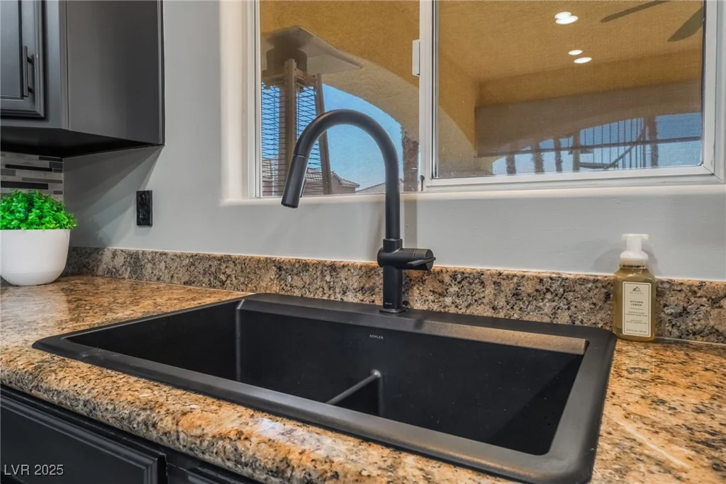 1407 Fields, Las Vegas, NV 89142