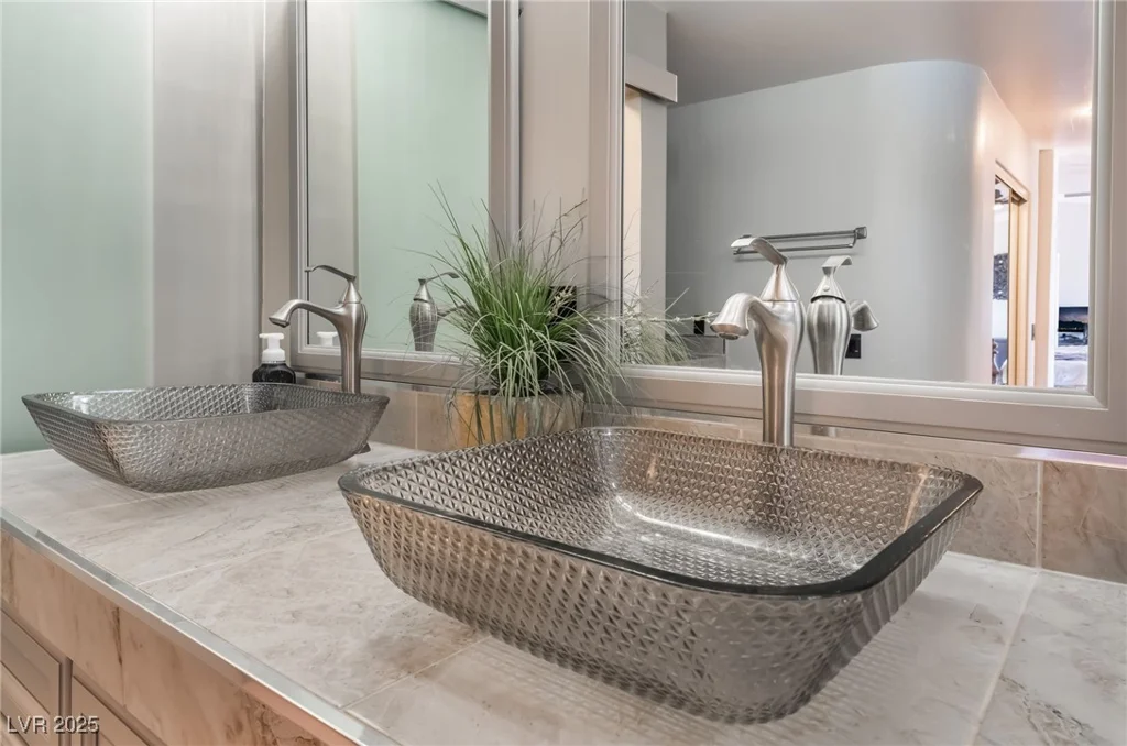 1407 Fields, Las Vegas, NV 89142