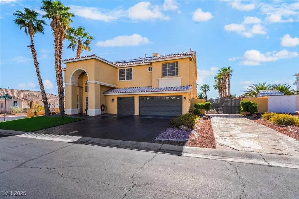 1407 Fields, Las Vegas, NV 89142