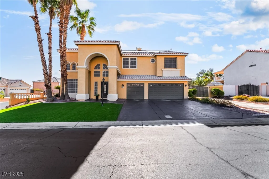 1407 Fields, Las Vegas, NV 89142