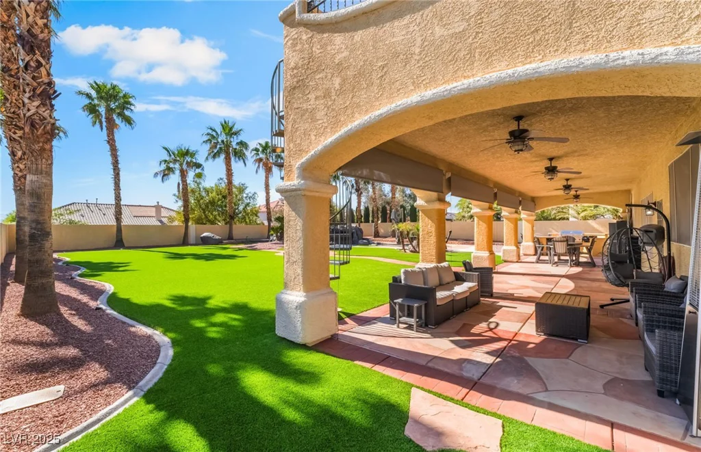 1407 Fields, Las Vegas, NV 89142