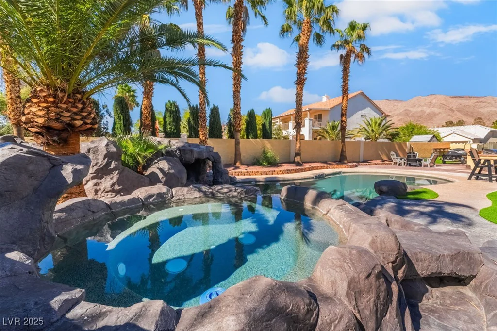 1407 Fields, Las Vegas, NV 89142