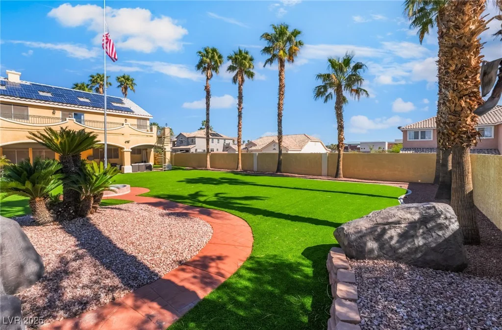 1407 Fields, Las Vegas, NV 89142