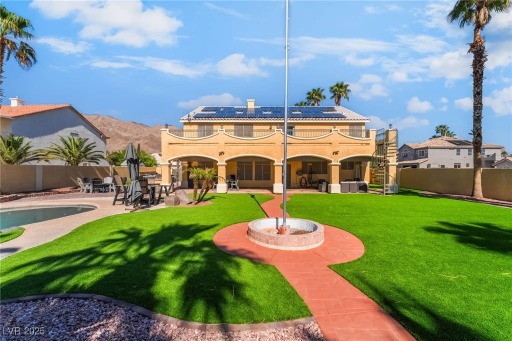 1407 Fields, Las Vegas, NV 89142