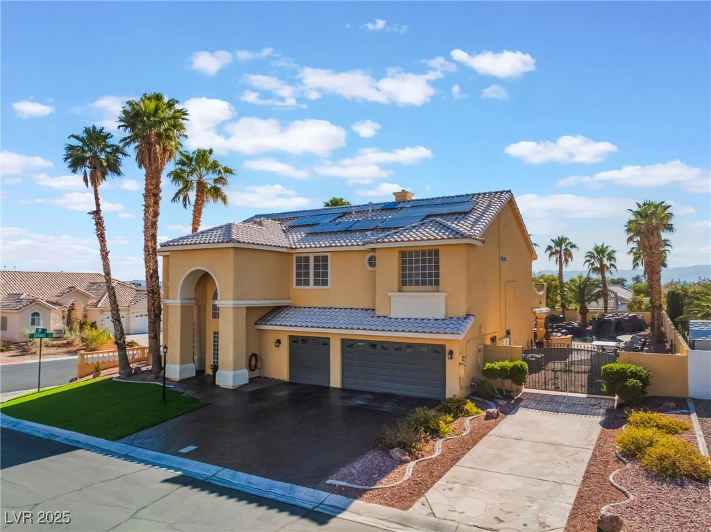 1407 Fields, Las Vegas, NV 89142