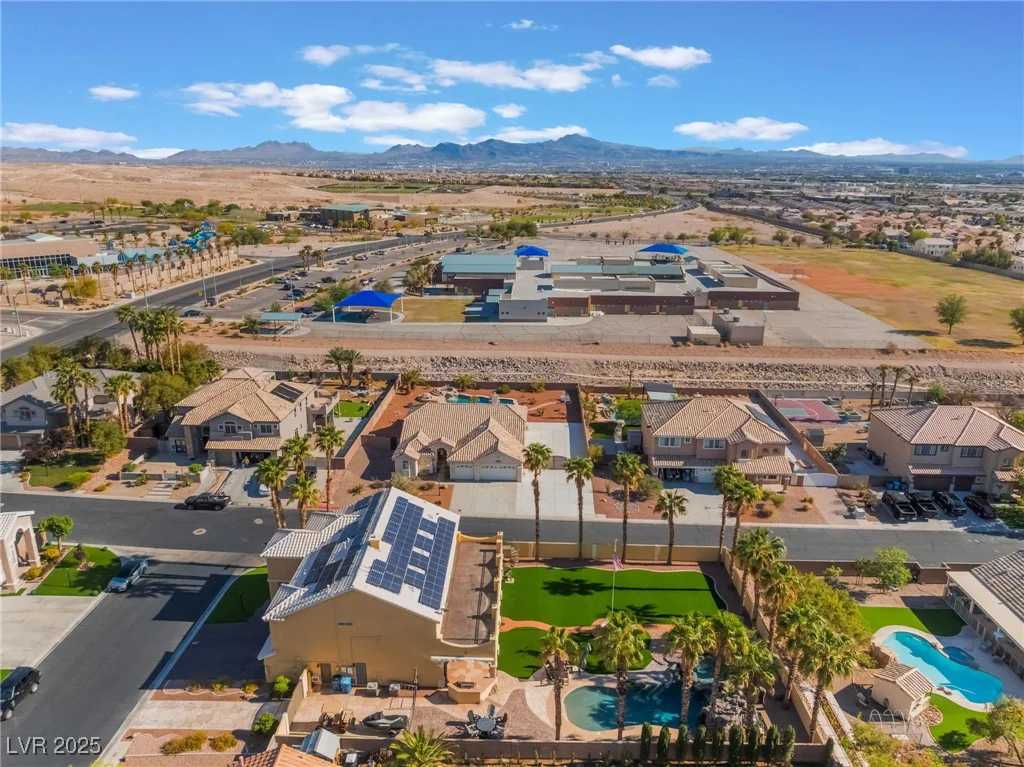 1407 Fields, Las Vegas, NV 89142