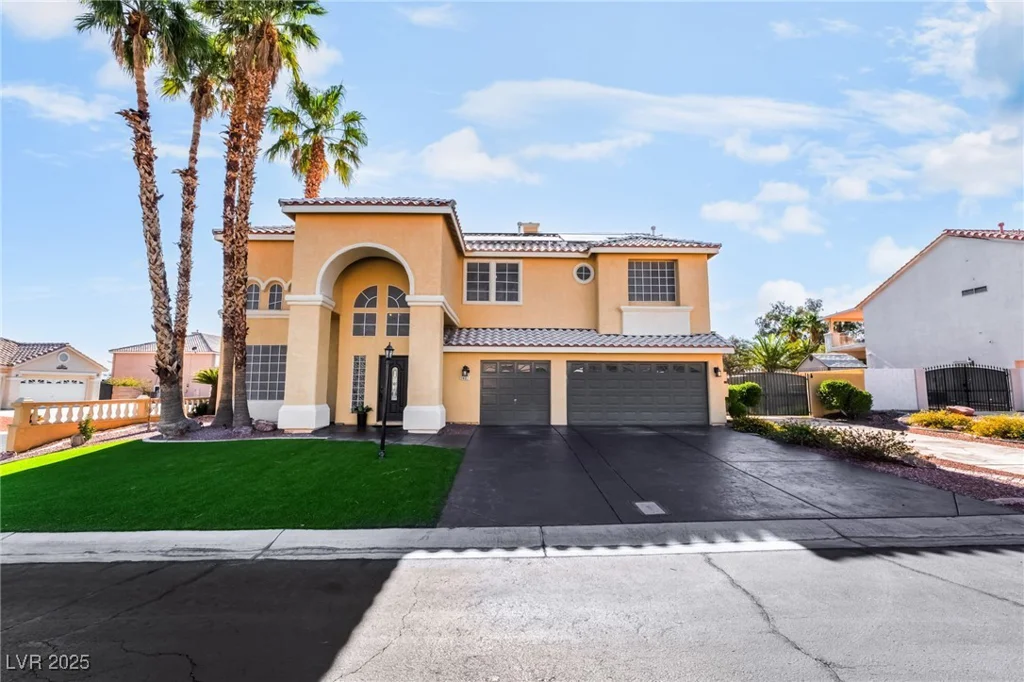 1407 Fields, Las Vegas, NV 89142