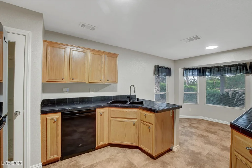 5373 Painted Mirage, Las Vegas, NV 89149