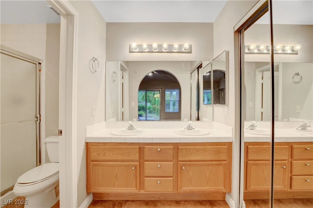 5373 Painted Mirage, Las Vegas, NV 89149