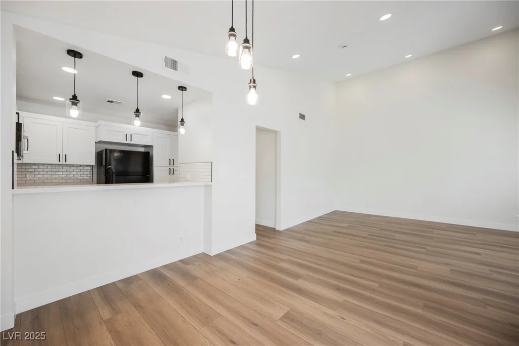 5516 Orchard, Las Vegas, NV 89110