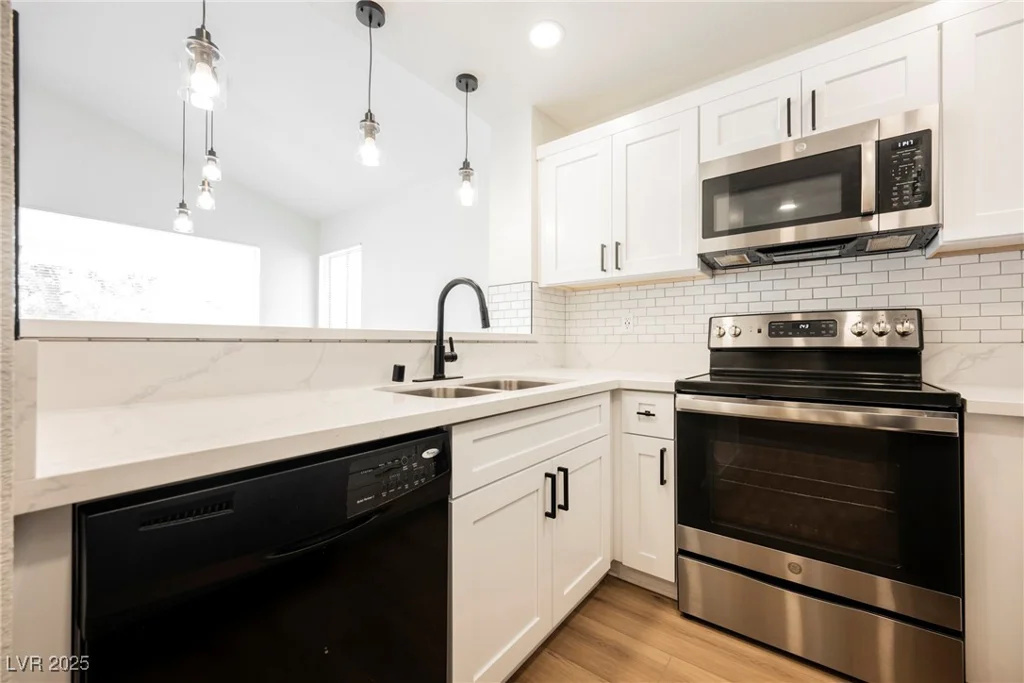 5516 Orchard, Las Vegas, NV 89110