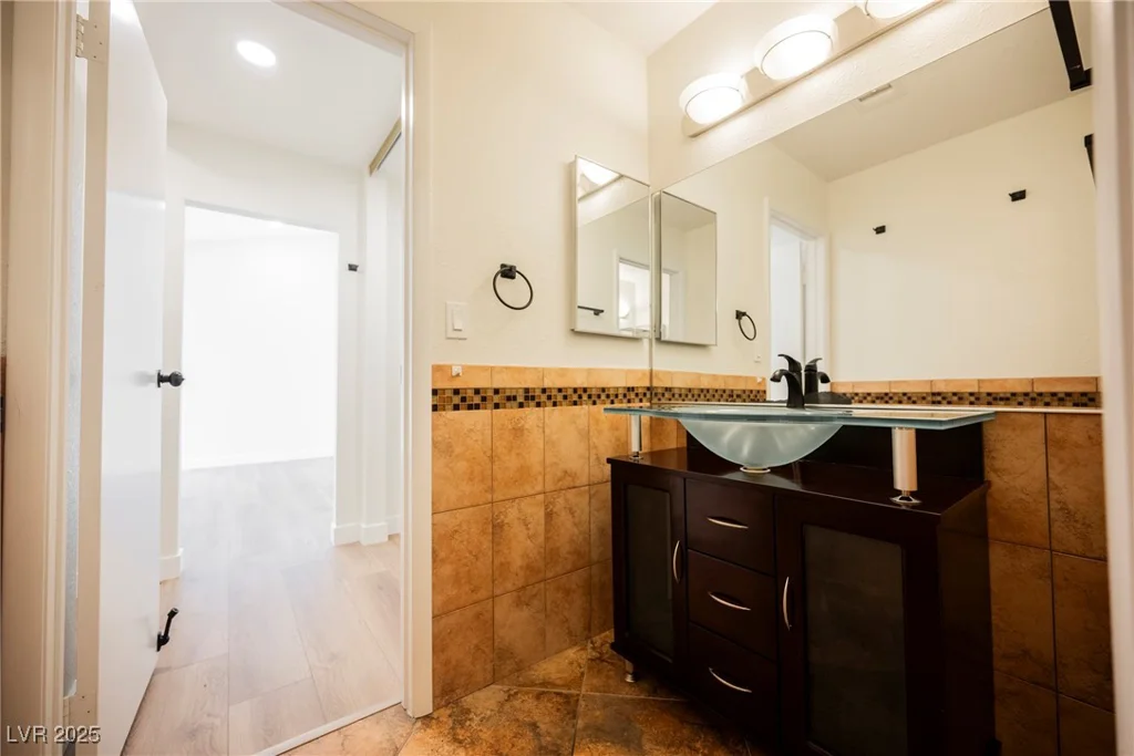 5516 Orchard, Las Vegas, NV 89110