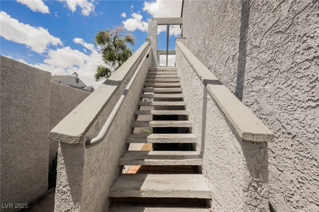 5516 Orchard, Las Vegas, NV 89110