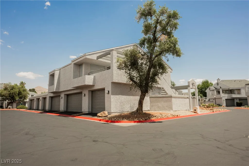 5516 Orchard, Las Vegas, NV 89110