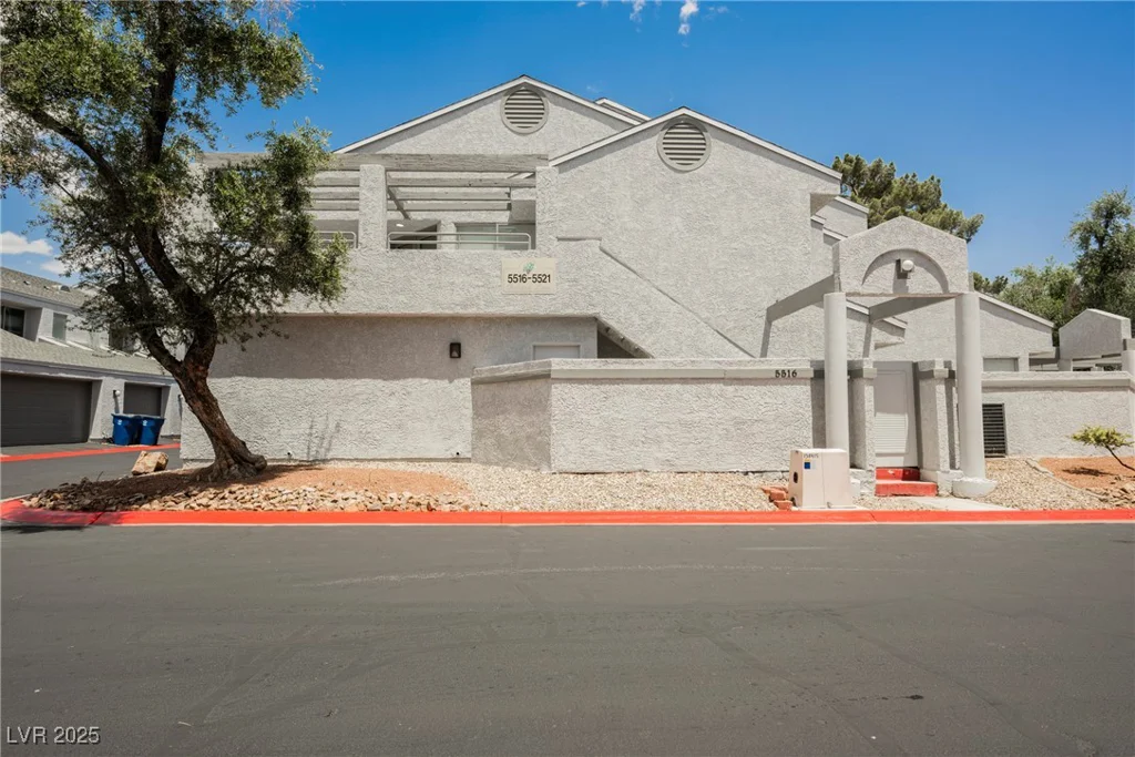 5516 Orchard, Las Vegas, NV 89110