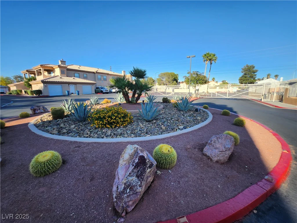 6908 Dorita, Las Vegas, NV 89108