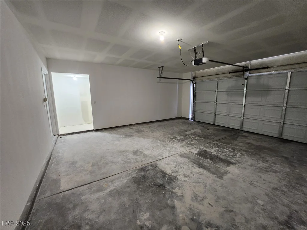6908 Dorita, Las Vegas, NV 89108