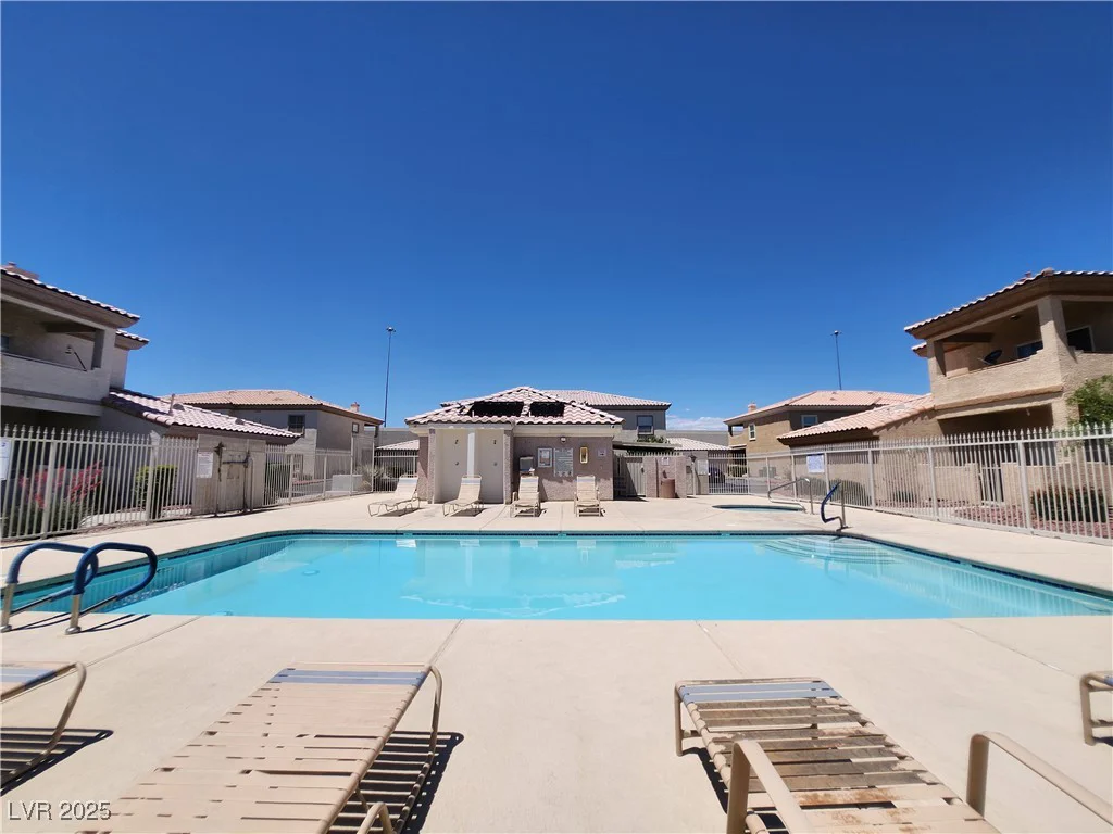 6908 Dorita, Las Vegas, NV 89108