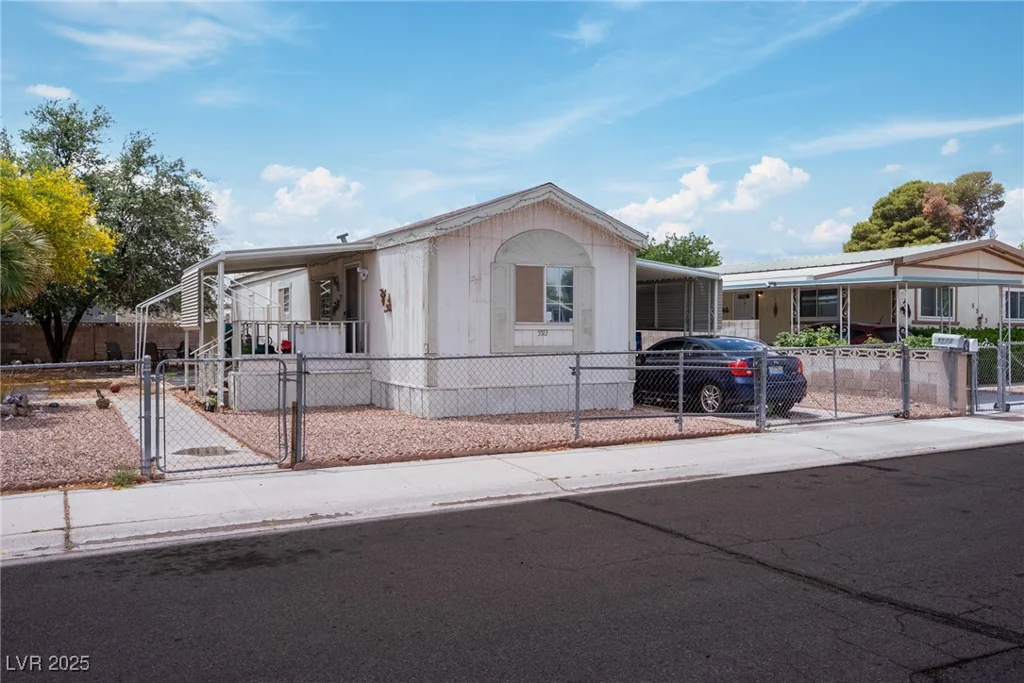 5573 Tahoe, Las Vegas, NV 89142