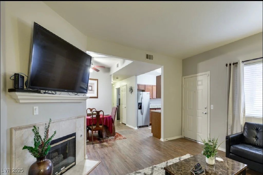 5250 Rainbow, Las Vegas, NV 89118