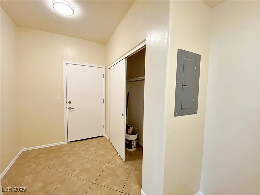 6635 Flaminian, North Las Vegas, NV 89084