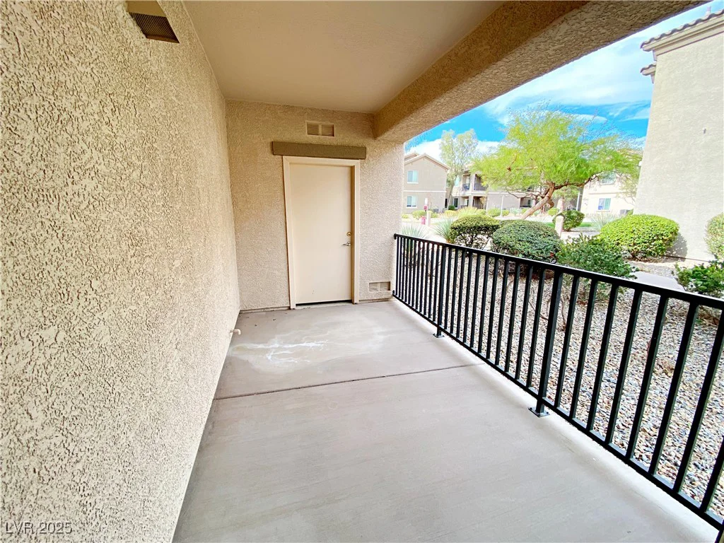 6635 Flaminian, North Las Vegas, NV 89084