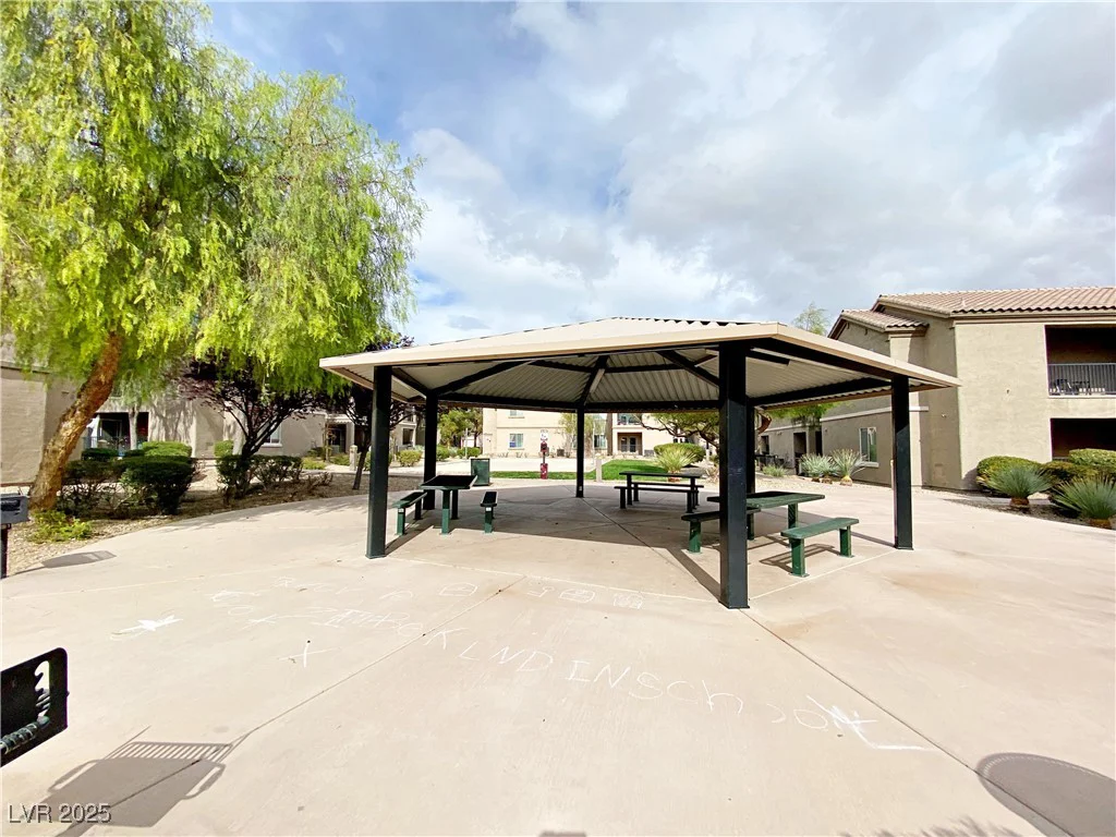 6635 Flaminian, North Las Vegas, NV 89084