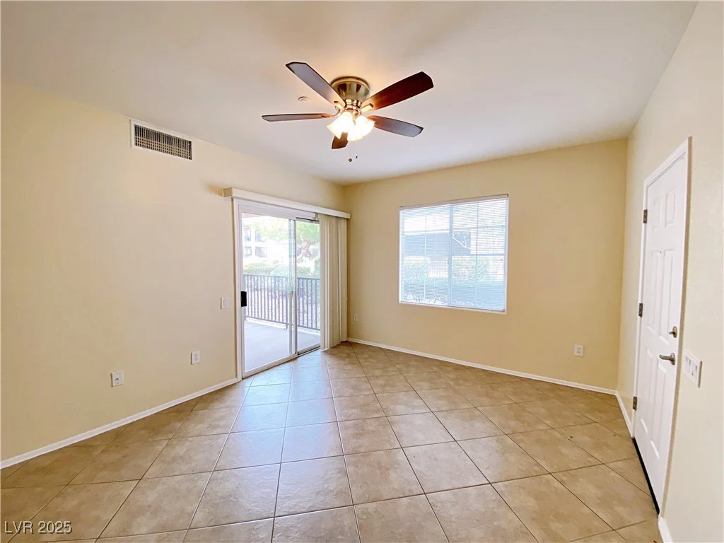 6635 Flaminian, North Las Vegas, NV 89084