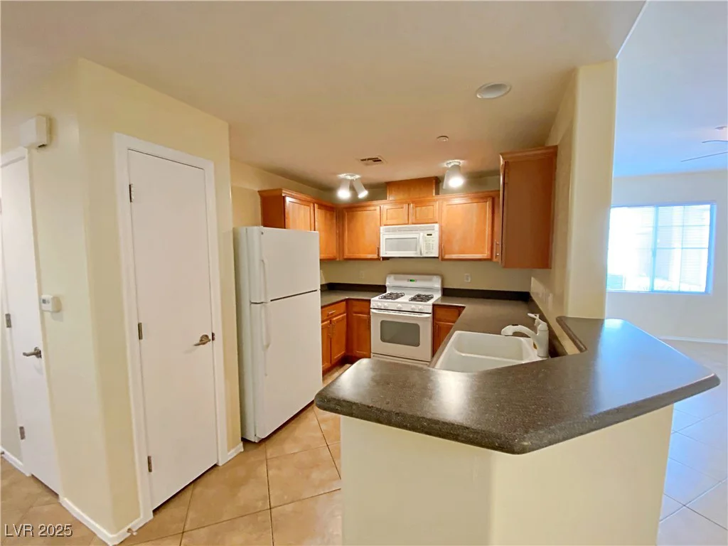 6635 Flaminian, North Las Vegas, NV 89084