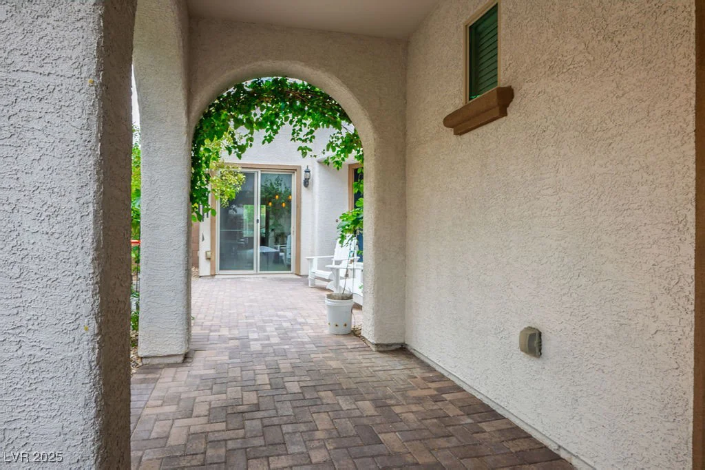9496 Wild Valley, Las Vegas, NV 89148