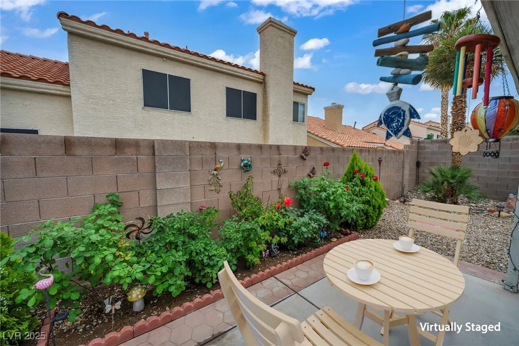 2124 Rising Mist, Las Vegas, NV 89134