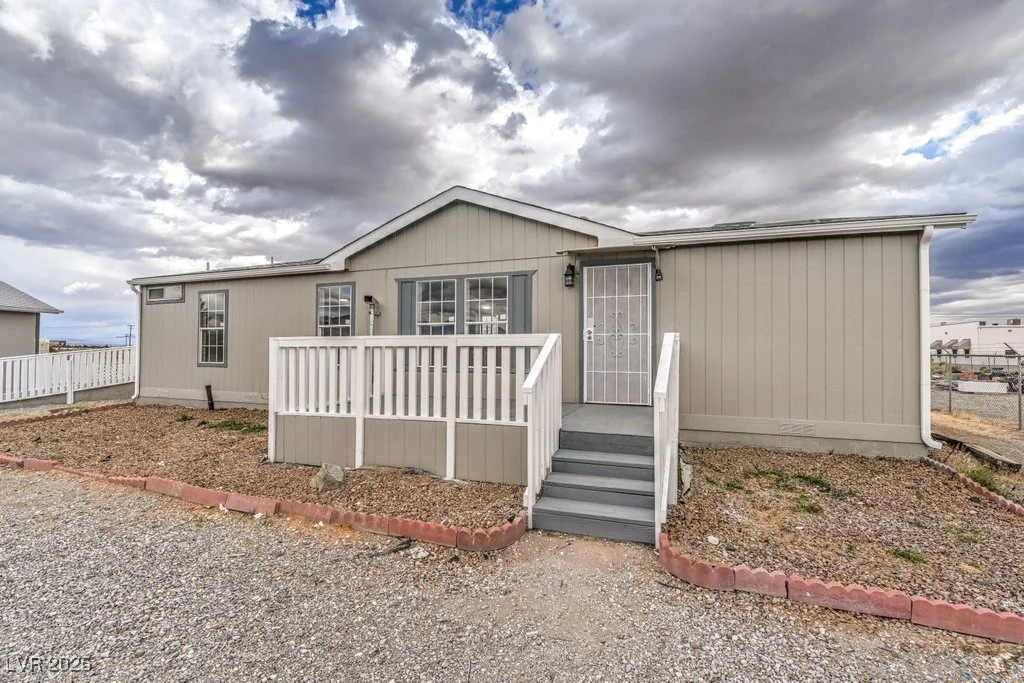 1211 Hardy, Pahrump, NV 89048