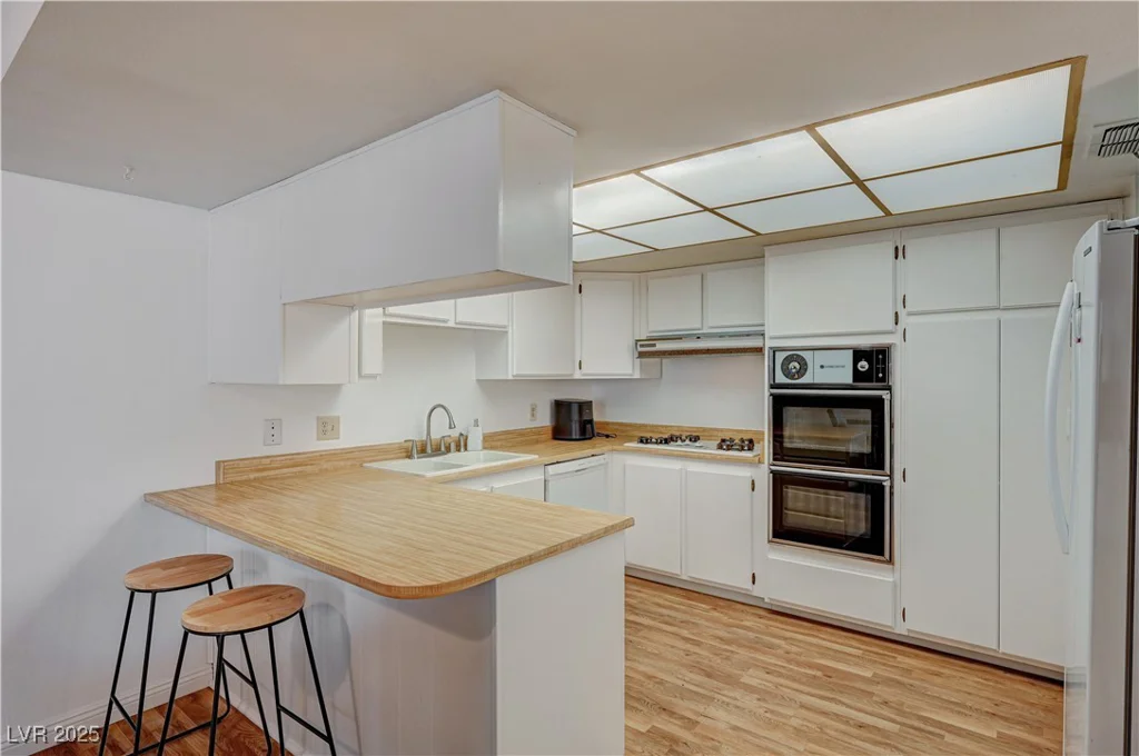 3642 Haverhill, Las Vegas, NV 89121