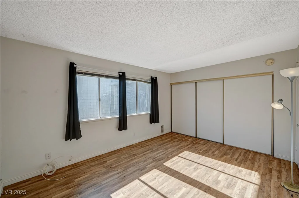 3642 Haverhill, Las Vegas, NV 89121