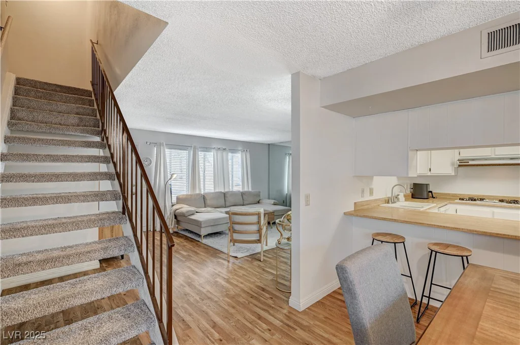 3642 Haverhill, Las Vegas, NV 89121