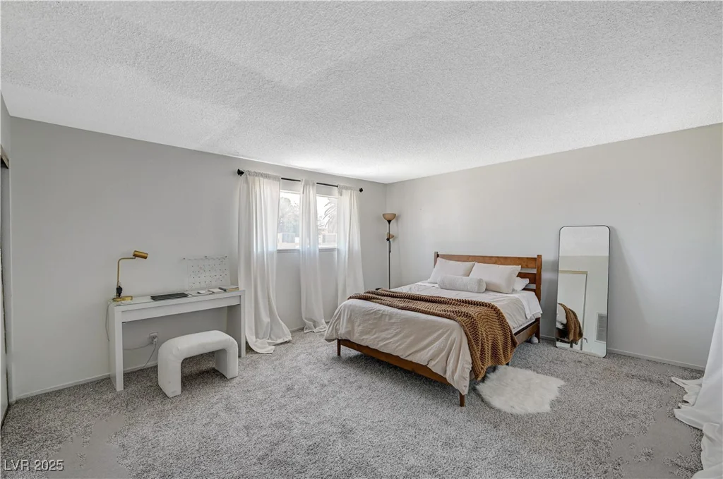 3642 Haverhill, Las Vegas, NV 89121
