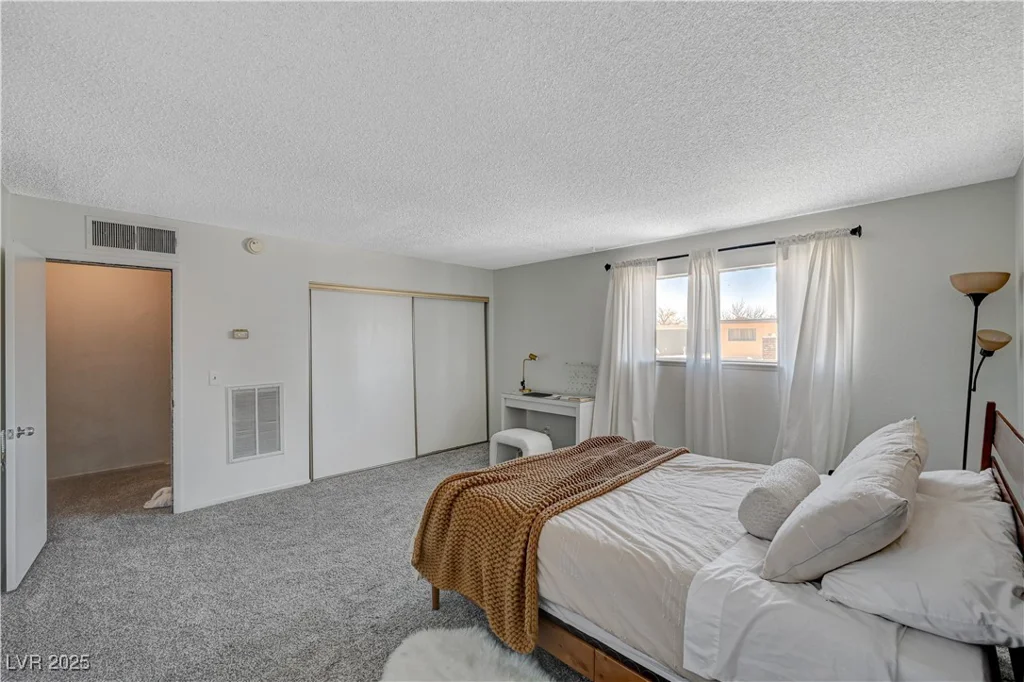 3642 Haverhill, Las Vegas, NV 89121