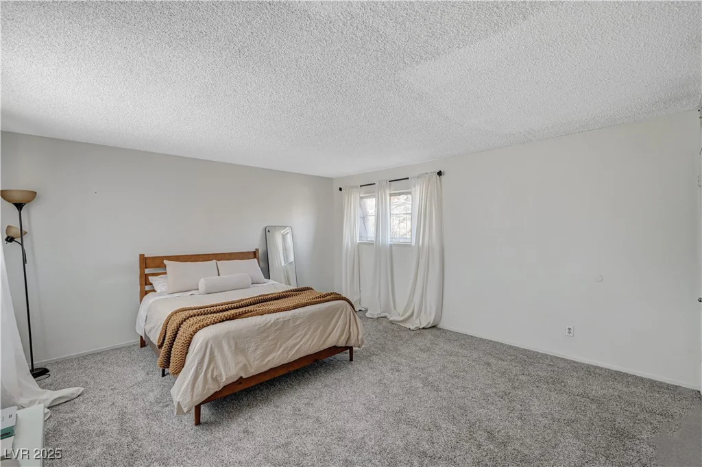 3642 Haverhill, Las Vegas, NV 89121
