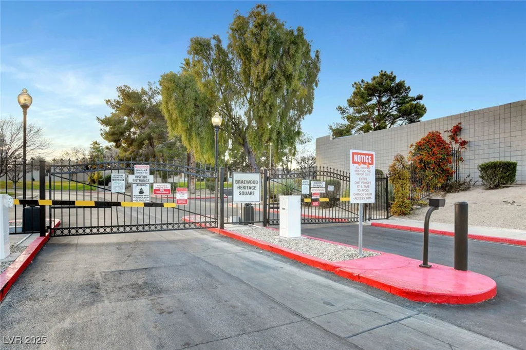 3642 Haverhill, Las Vegas, NV 89121