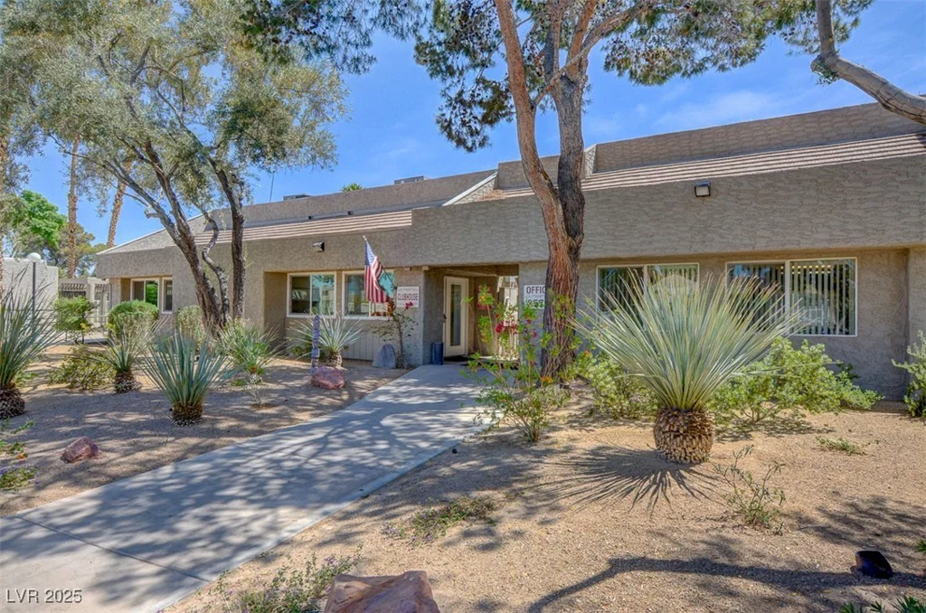 3642 Haverhill, Las Vegas, NV 89121
