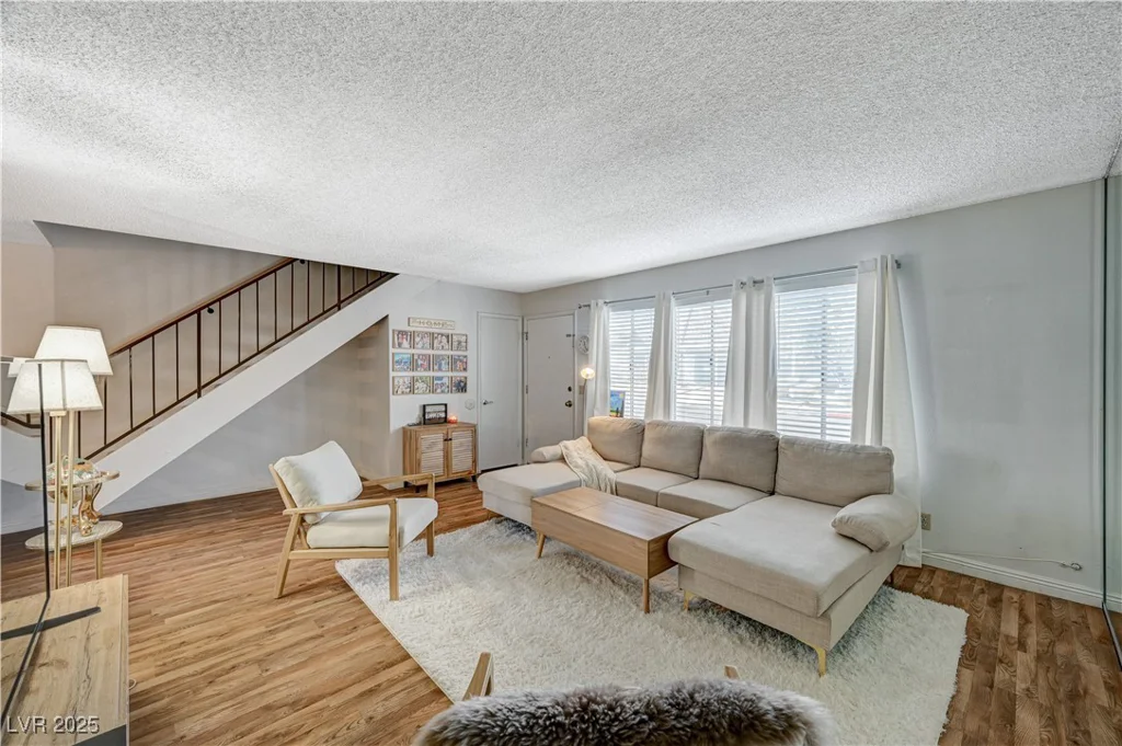 3642 Haverhill, Las Vegas, NV 89121
