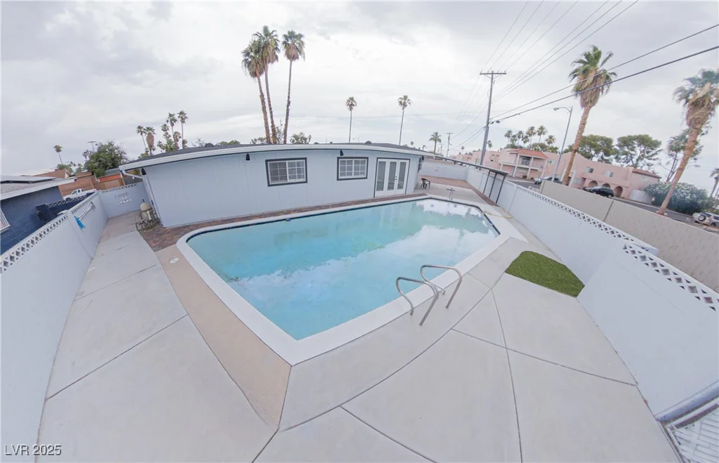 2135 Sombrero, Las Vegas, NV 89169