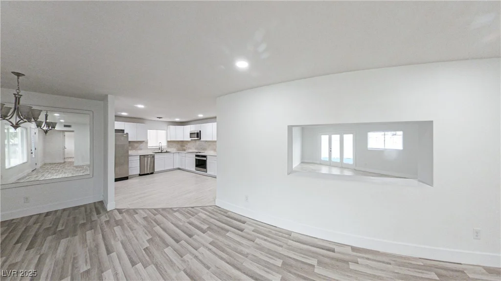 2135 Sombrero, Las Vegas, NV 89169