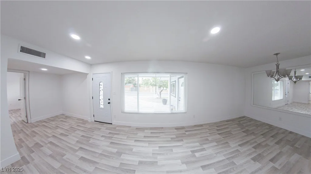 2135 Sombrero, Las Vegas, NV 89169